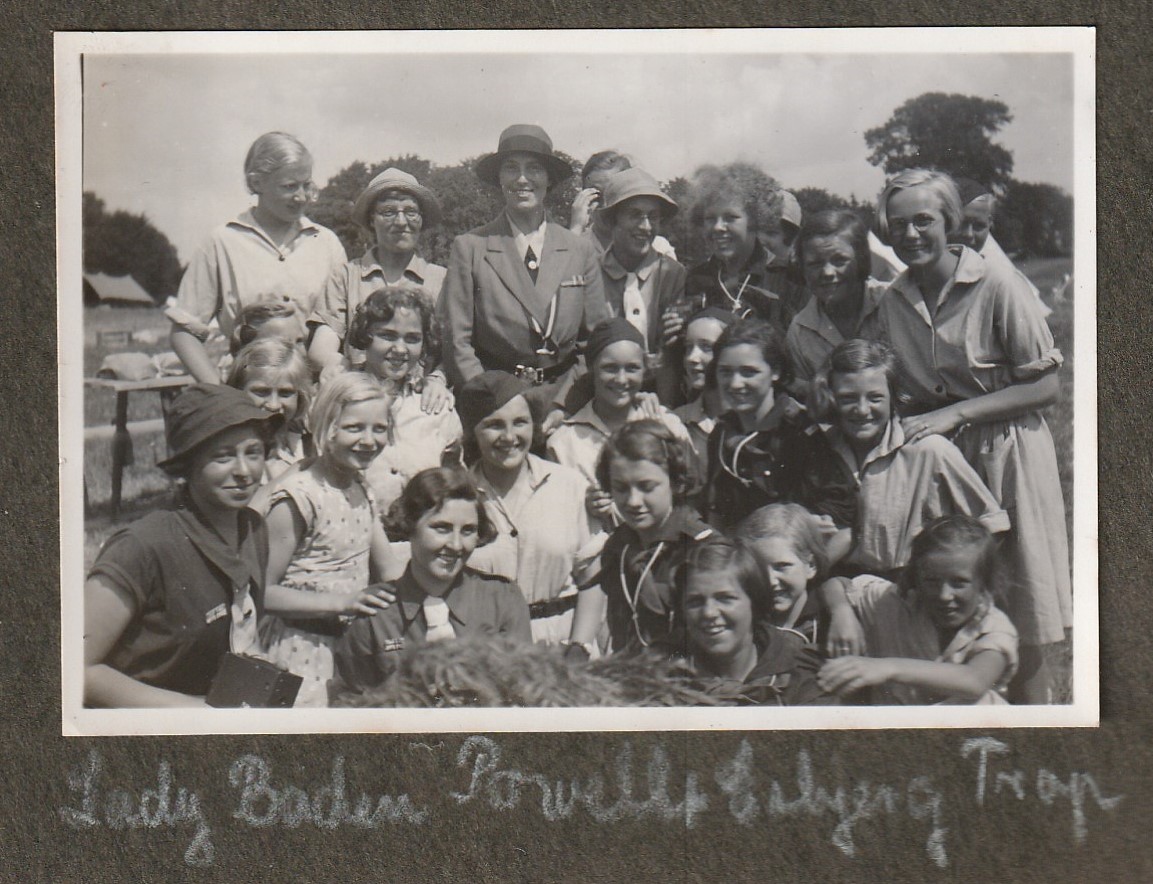 1936 DDP 031 Korpslejr Lady BP besøger Esbjerg trop